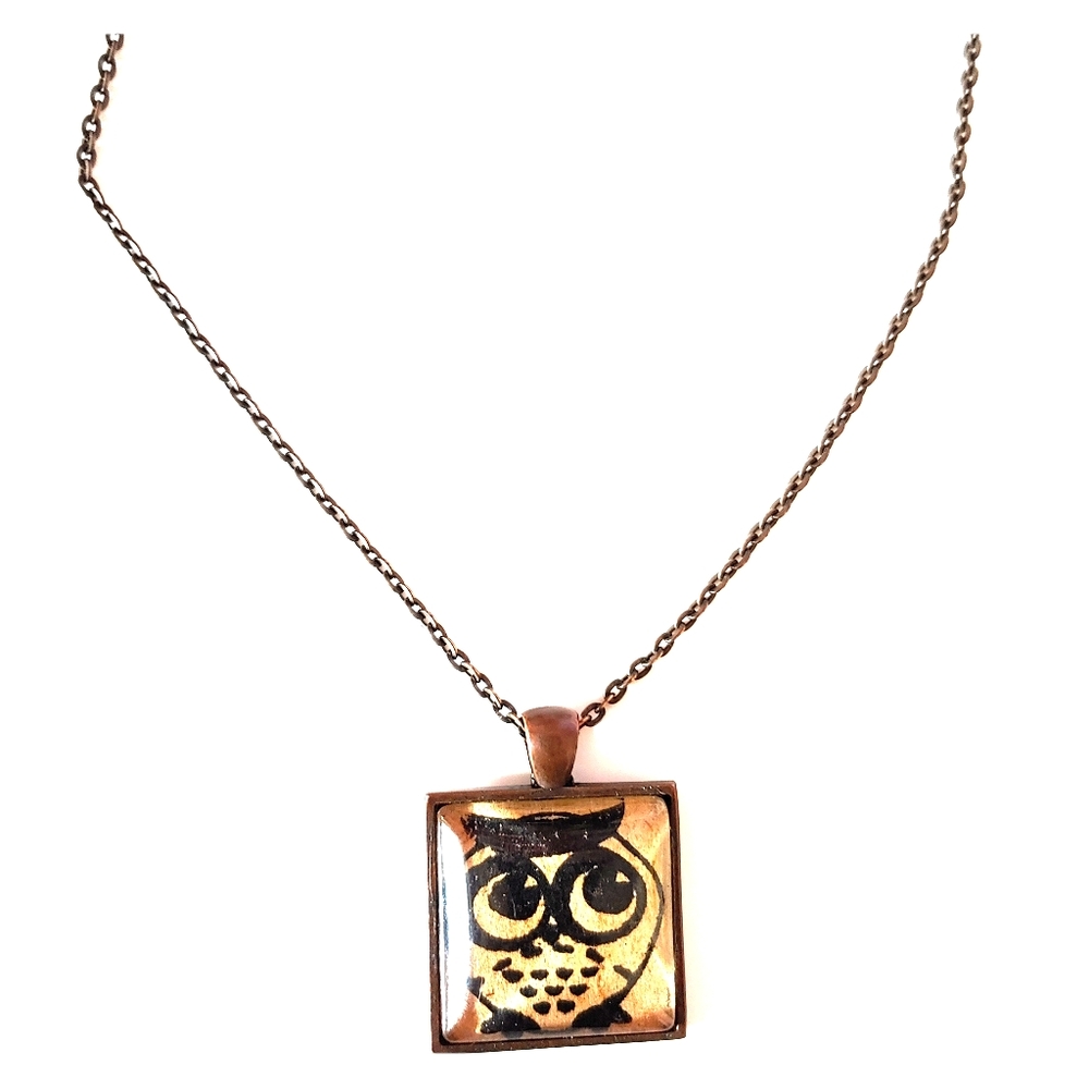 Owl pendant necklace